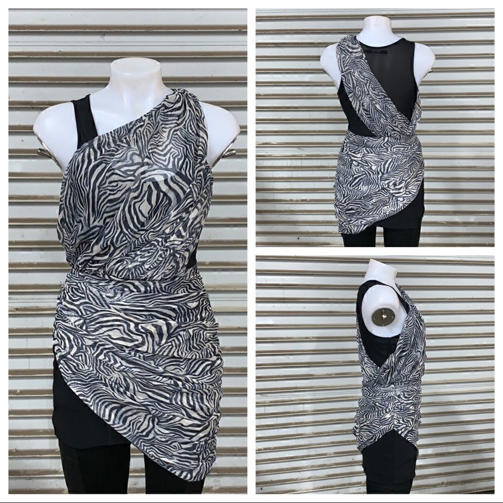 Ark & Co. zip up the side dress or top black lined